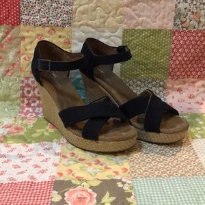 Toms Wedge Sandals